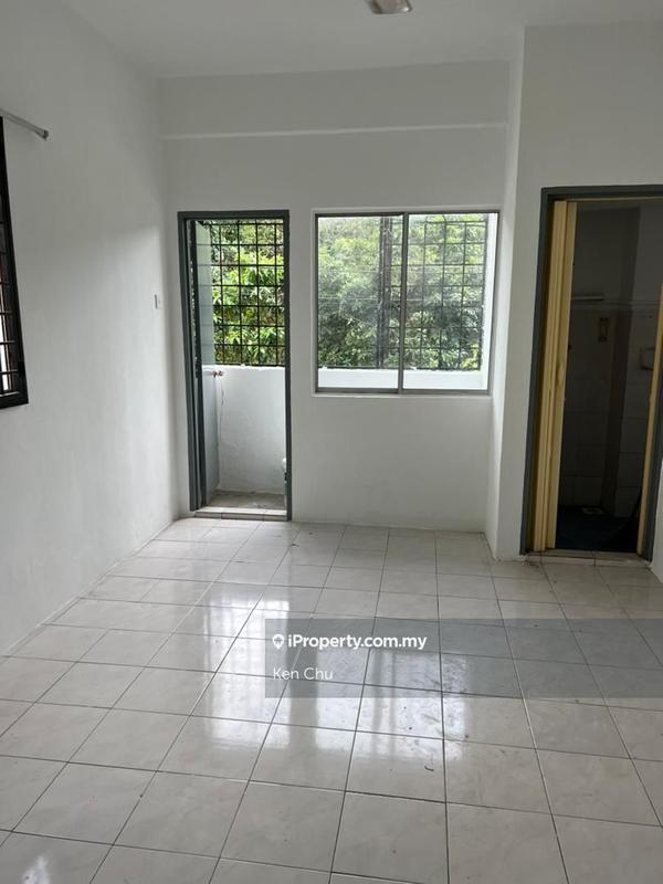 Townhouse for Sale in Taman Sinaran, Balakong by Ken Chu - iProperty.com.my
