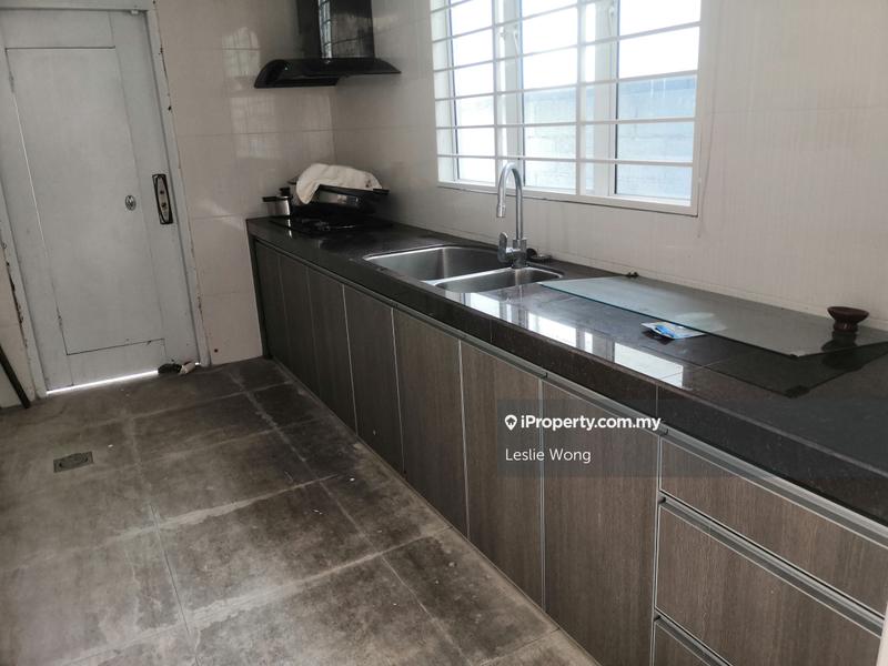 Rumah Berkembar untuk Dijual di Bukit Rahman Putra, Sungai Buloh oleh Leslie Wong - iProperty.com.my