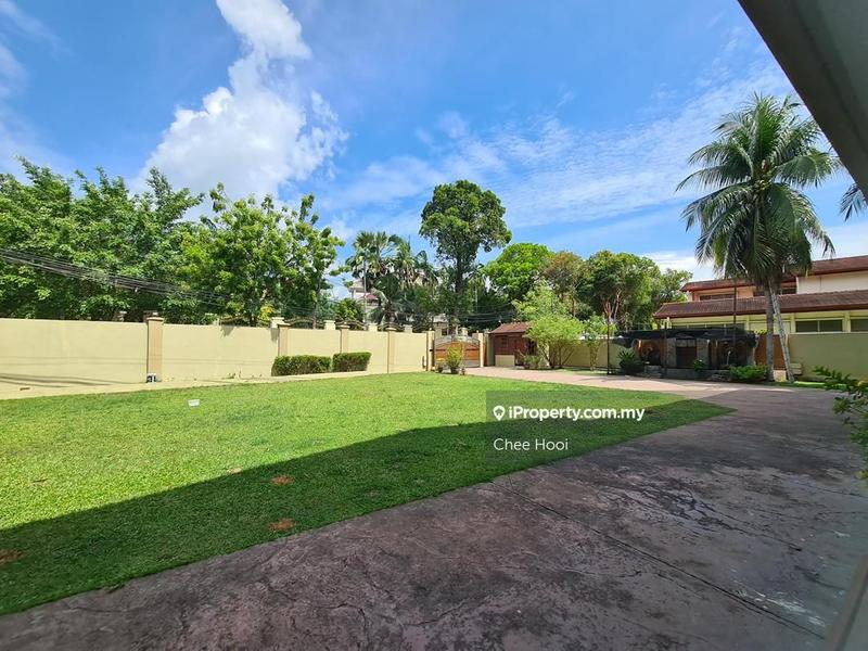 Bungalow House for Sale in Pulau Tikus, George Town by Chee Hooi - iProperty.com.my