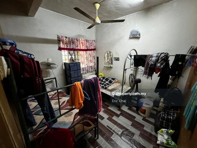 Townhouse for Sale in Taman Bukit Raja, Klang by Eric Chai - iProperty.com.my