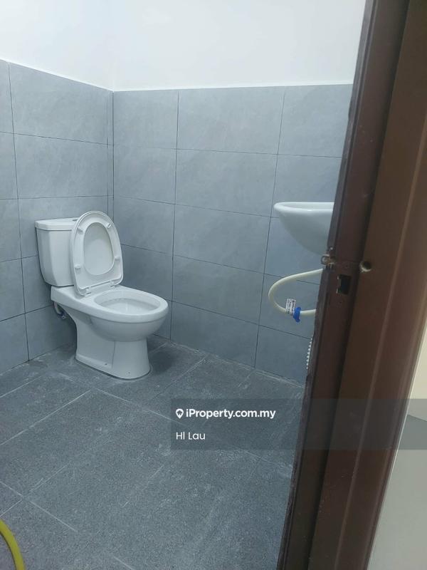 Rumah Teres 1-Tingkat untuk Disewa di Single Storey @ Jalan Temelian, Section 8, Petaling Jaya oleh Hl Lau - Bathroom - iProperty.com.my