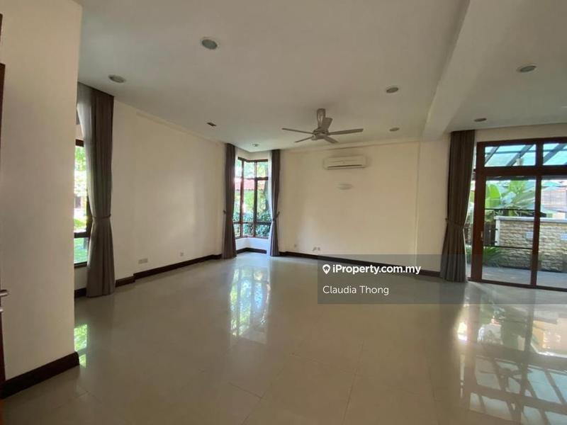 Rumah Berkembar untuk Dijual di 2uj8d, Batu oleh Claudia Thong - iProperty.com.my