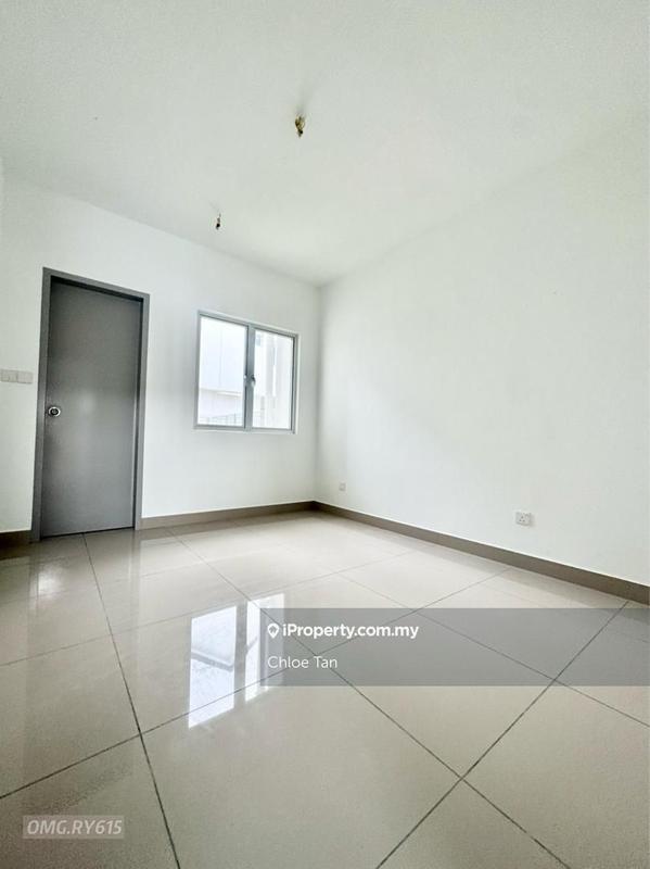 Rumah Teres 1.5-Tingkat untuk Dijual di Kota Bayuemas, Klang oleh Chloe Tan - iProperty.com.my