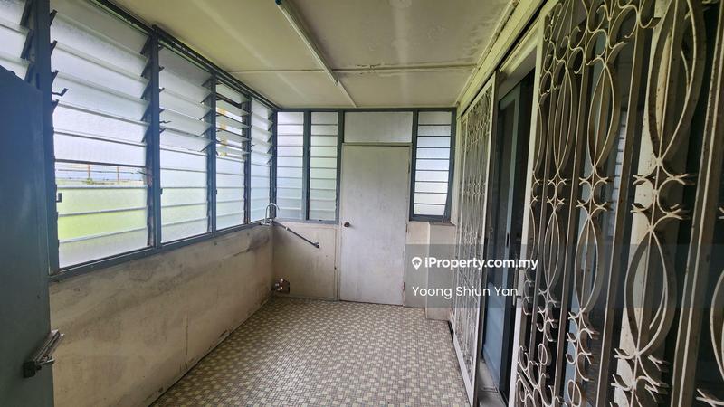 Bungalow House untuk Dijual di Kampung Bandar Hilir, Melaka City oleh Yoong Shiun Yan - Balcony - iProperty.com.my