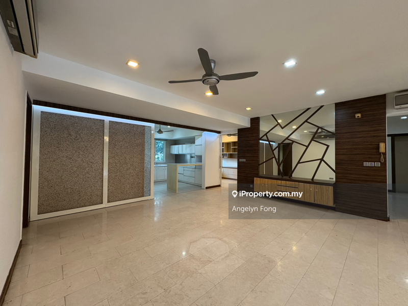 For Sale - Kiaraville