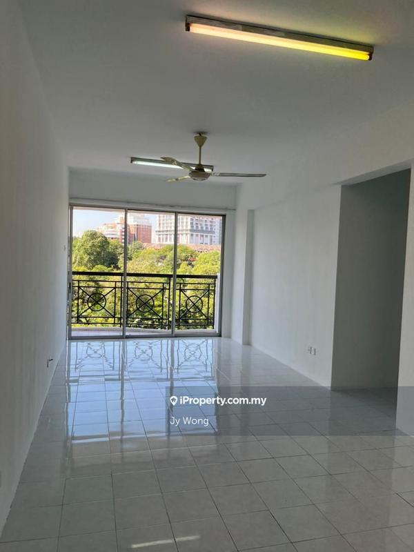 For Sale - Forest Green