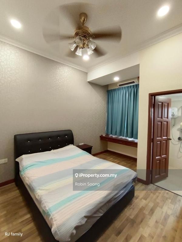 Rumah Berkembar untuk Dijual di Ayer Keroh, Melaka oleh Robin Soong - iProperty.com.my