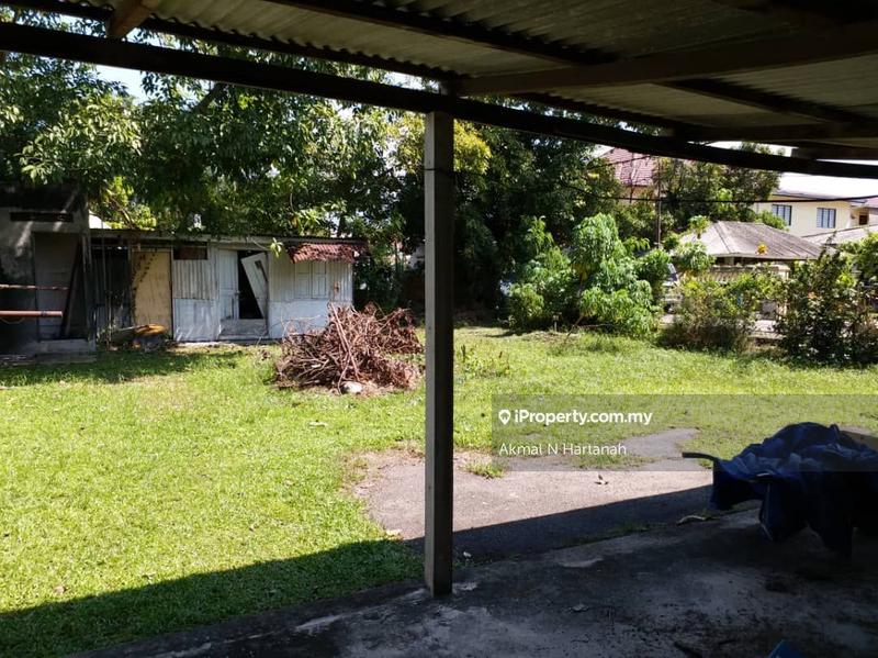 Banglo Tanah untuk Dijual di xp5xq, Ampang oleh Akmal N Hartanah - iProperty.com.my
