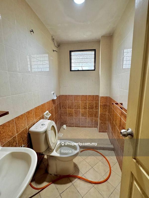 Rumah Berangkai 2 Tingkat untuk Dijual di Bukit Jelutong, Shah Alam oleh Reena Sarif - iProperty.com.my