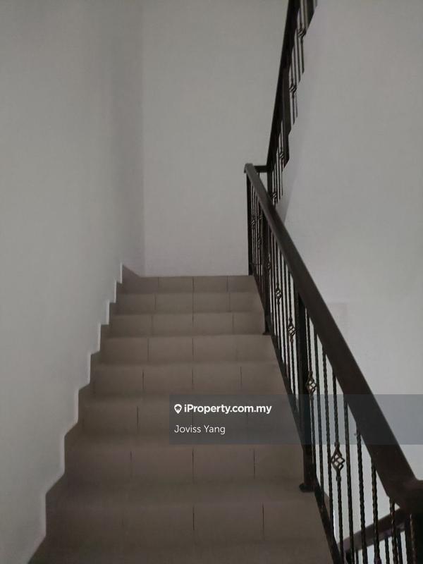 Rumah Berkembar untuk Dijual di Taman Ramal Suria, Bangi oleh Joviss Yang - iProperty.com.my