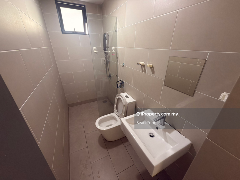 For Rent - Fortune Centra