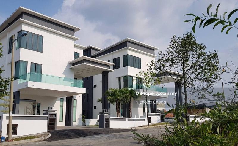 Bungalow House for Sale in Kota Emerald, Rawang by Nicholes Chong - iProperty.com.my