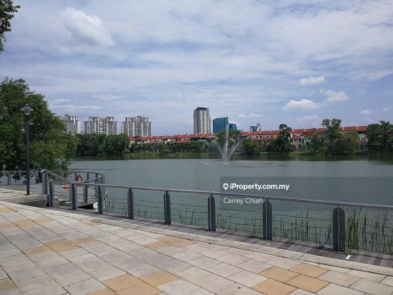Semi-Detached House for Sale in Lake Edge, Puchong by Carrey Chiah - iProperty.com.my