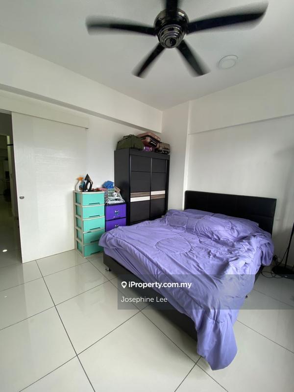 For Rent - Avenue D'Vogue