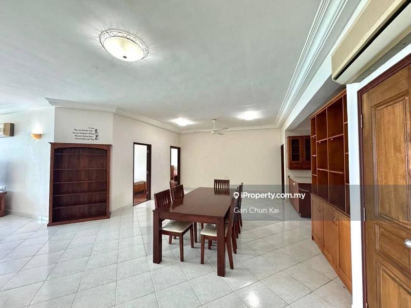 Condominium for Rent in Gurney Beach Resort by Gan Chun Kai - iProperty.com.my