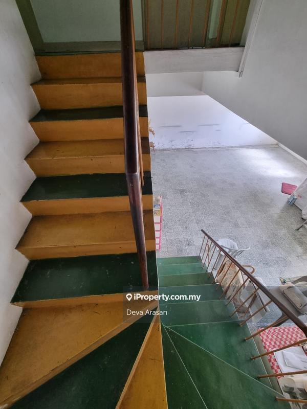 Rumah Teres 2-Tingkat untuk Dijual di Seksyen 6, Petaling Jaya oleh Deva Arasan - iProperty.com.my
