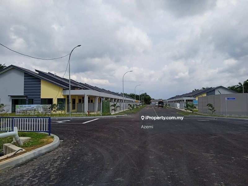 1-storey Terraced House for Sale in Taman Jenjarom Permai, Tanjong Duabelas by Azemi - iProperty.com.my