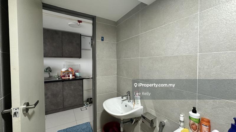 Service Residence for Sale in Pinnacle Petaling Jaya by Lee Kelly - iProperty.com.my