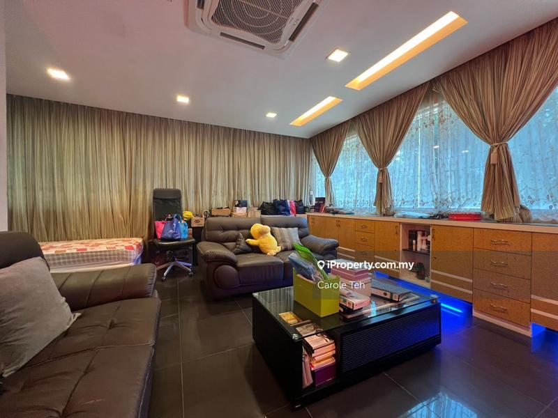 Semi-Detached House for Sale in Taman Overseas Union (Taman Oug), Jalan Klang Lama (Old Klang Road) by Carole Teh - iProperty.com.my