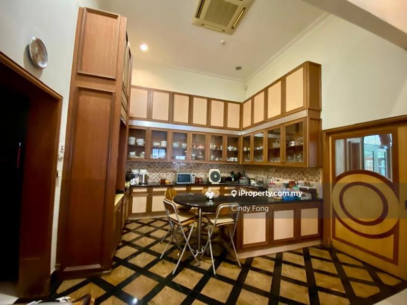 Bungalow House for Sale in SS7, Petaling Jaya by Cindy Fong - iProperty.com.my