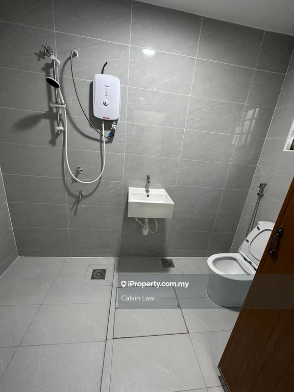 Rumah Berangkai 2 Tingkat untuk Dijual di Bandar Utama 10, Bandar Utama oleh Calvin Law - iProperty.com.my