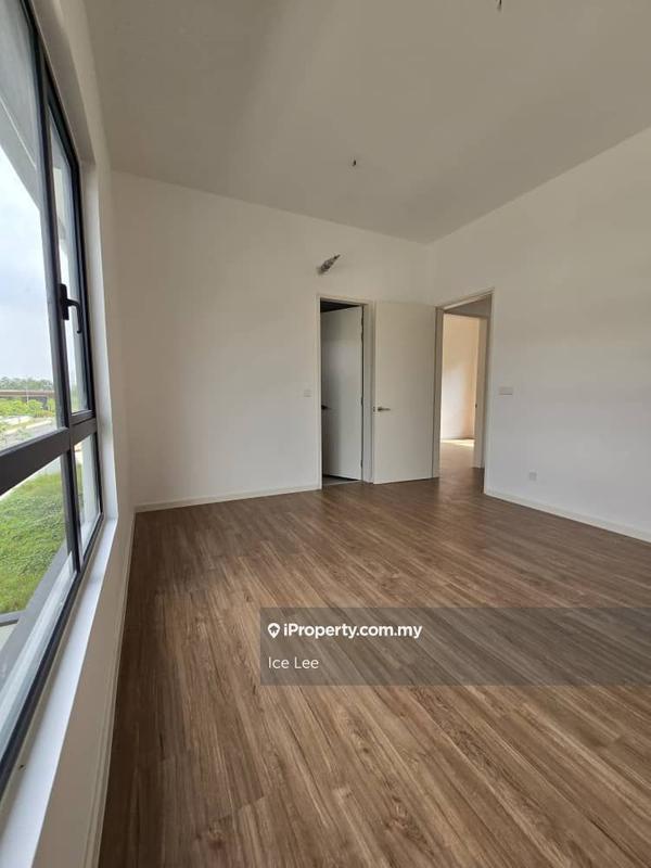 Bungalow House for Sale in qi6mk, Telok Panglima Garang by Ice Lee - iProperty.com.my