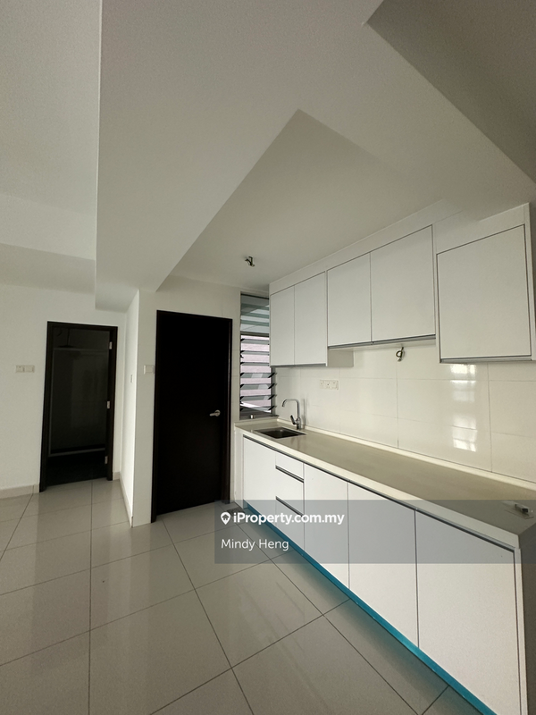 Service Residence for Sale in Molek Pulai by Mindy Heng - iProperty.com.my