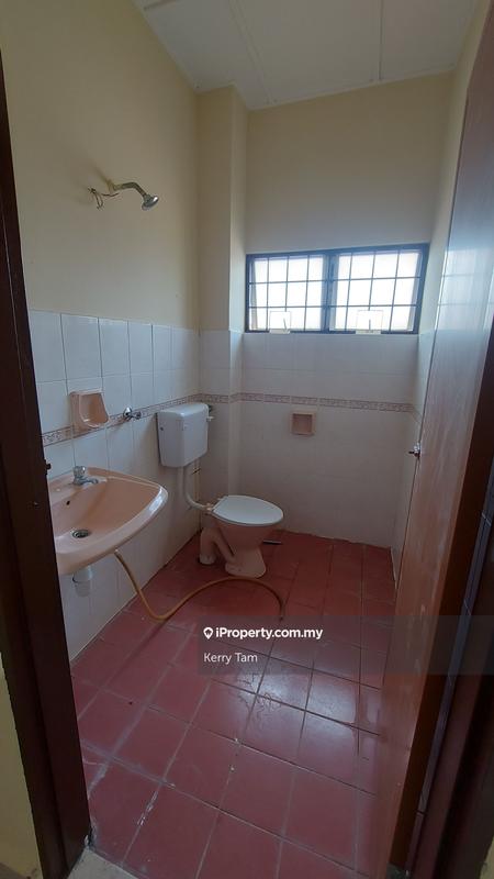 Rumah Berangkai 2 Tingkat untuk Dijual di Bandar Baru Salak Tinggi, Sepang oleh Kerry Tam - iProperty.com.my