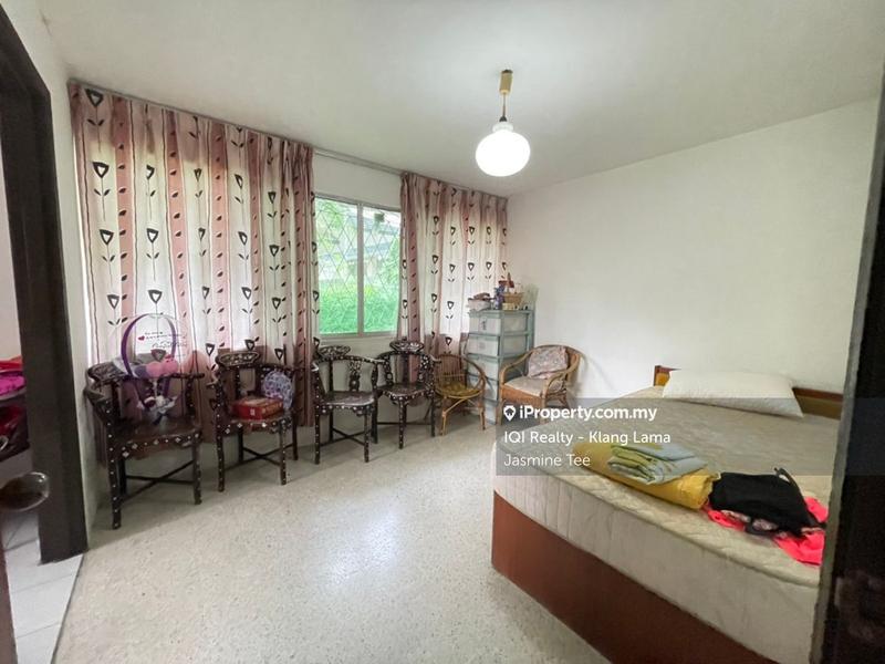 Bungalow House untuk Dijual di Taman Hijau Apartment oleh Jasmine Tee - iProperty.com.my