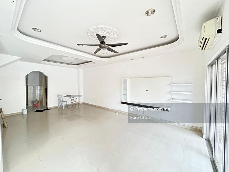 2.5-storey Terraced House untuk Dijual di Taman Tasik Prima, Puchong oleh Kuro Chan - iProperty.com.my