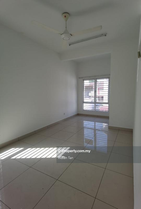 Rumah Berangkai 2 Tingkat untuk Dijual di Bandar Botanic, Klang oleh Ridian Tan - iProperty.com.my