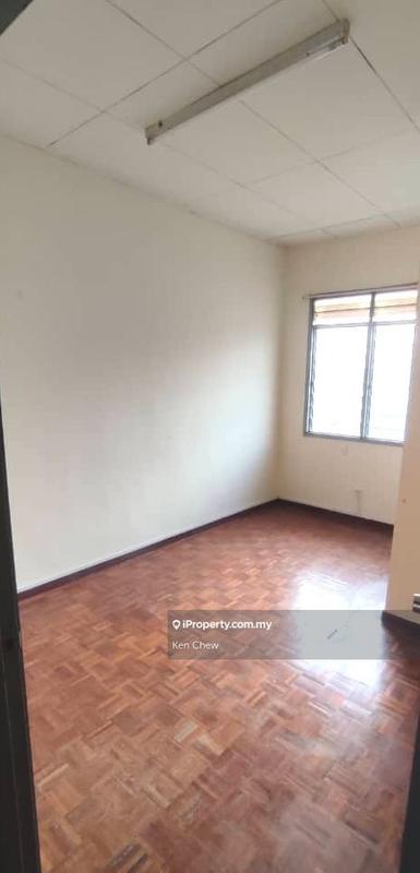 Rumah Berangkai 2 Tingkat untuk Dijual di myj42, Seri Kembangan oleh Ken Chew - iProperty.com.my