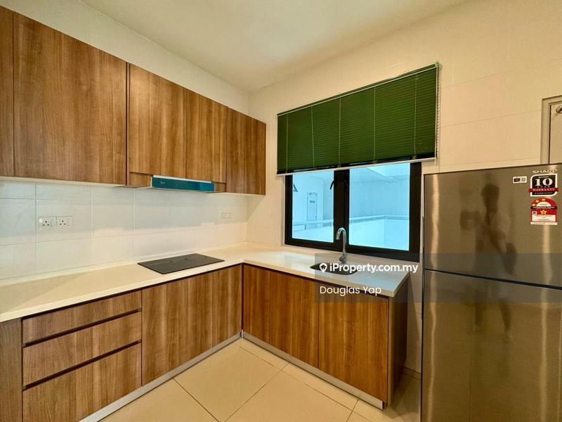 Service Residence for Rent in Pacific Star by Douglas Yap - Kitchen - iProperty.com.my