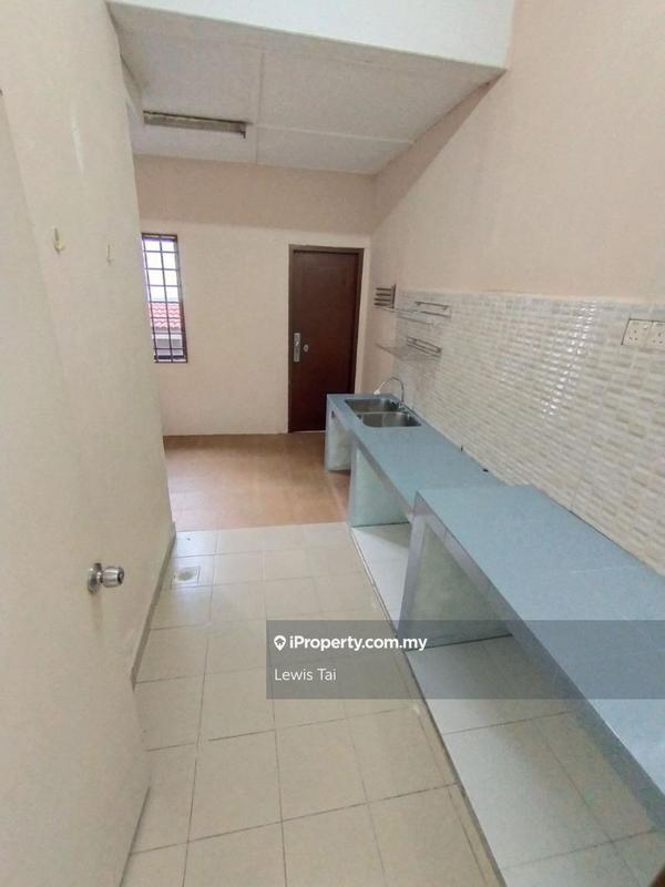 Rumah Berangkai 2 Tingkat untuk Dijual di Desa Tebrau, Johor Bahru oleh Lewis Tai - iProperty.com.my