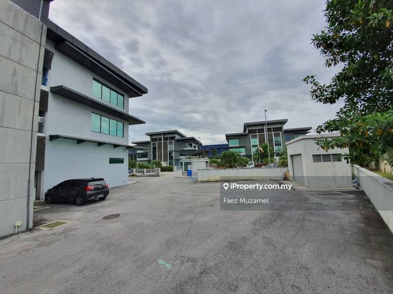 Kilang Berkembar untuk Dijual di Bukit Jelutong, Shah Alam oleh Faez Muzamel - iProperty.com.my