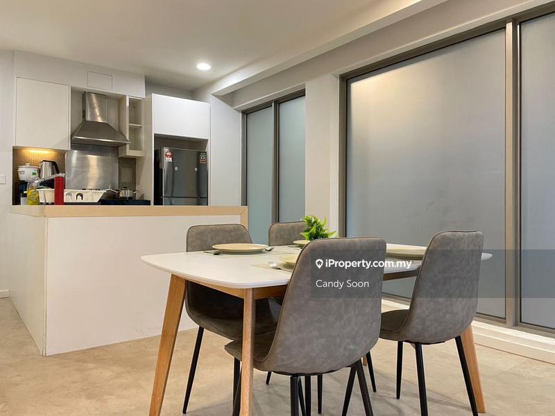 Service Residence for Sale in Bintang Fairlane Residences by Candy Soon - iProperty.com.my