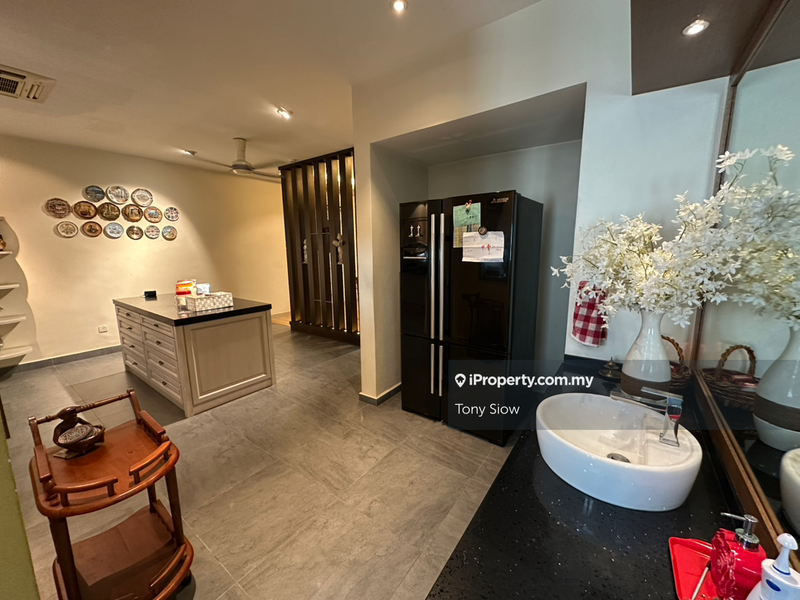 2.5-storey Terraced House for Sale in USJ Heights, Subang Jaya by Tony Siow - iProperty.com.my