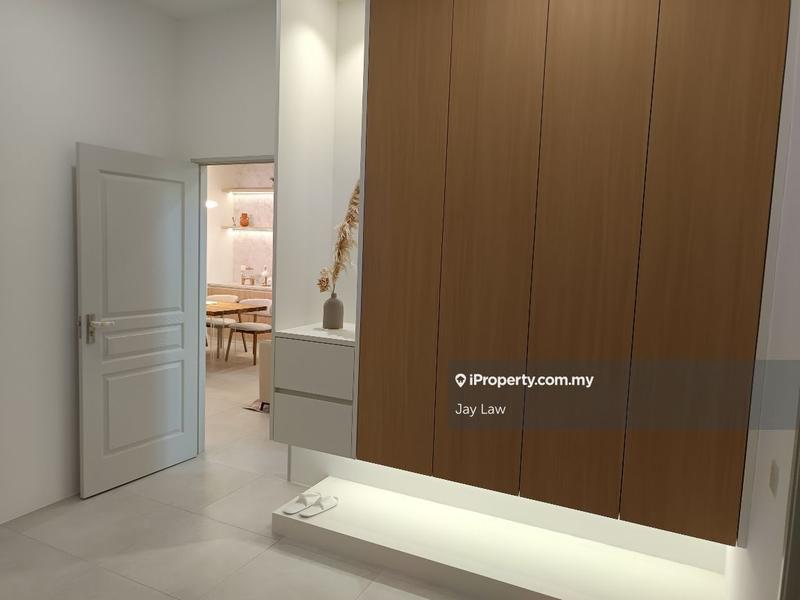 Rumah Bandar untuk Dijual di Batu Kawah New Township, Kuching oleh Jay Law - iProperty.com.my