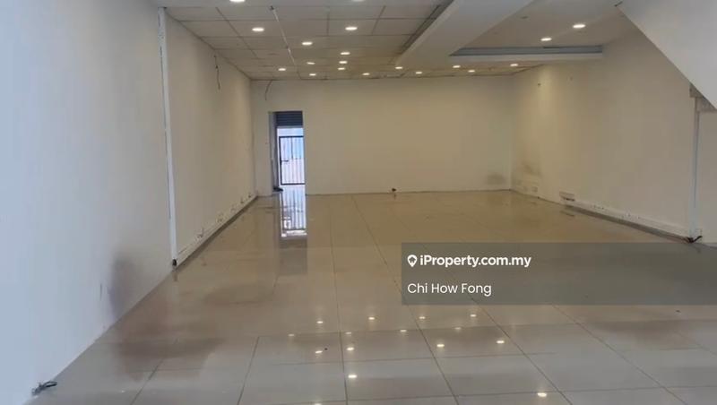 Kedai untuk Disewa di Seksyen 8, Bangi oleh Howard Fong - Interior - iProperty.com.my