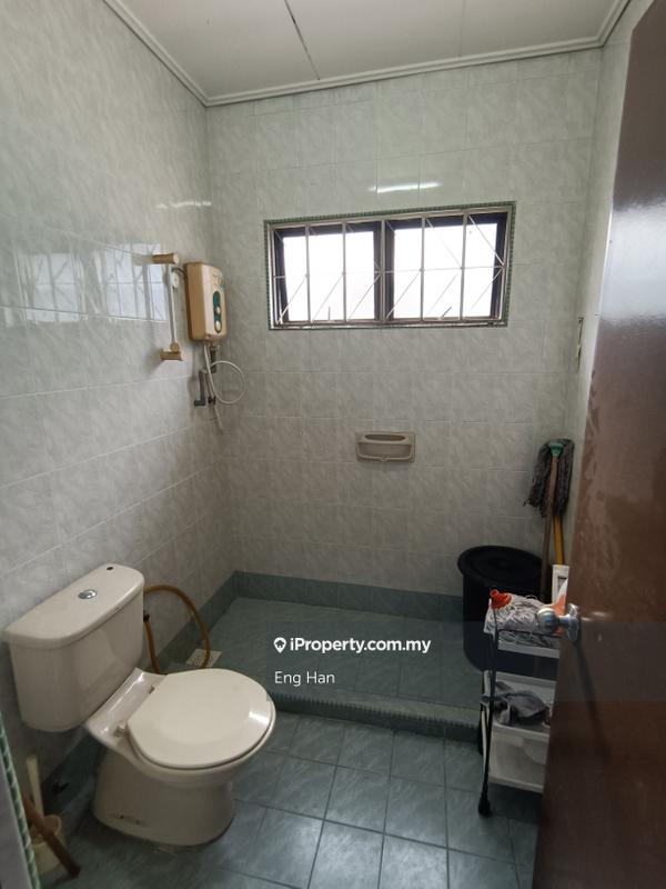 Bungalow House for Sale in Taman Overseas Union (Taman Oug), Jalan Klang Lama (Old Klang Road) by Eng Han - iProperty.com.my