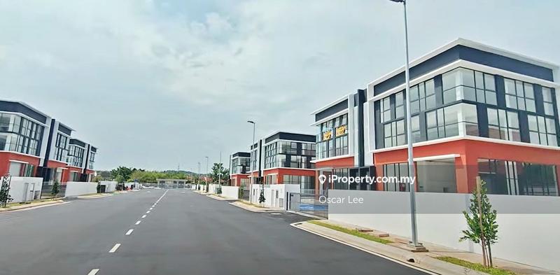 For Sale - Kota Puteri Brand New 3sty Semi-D Factory For Sale Omni/02 Batu Arang