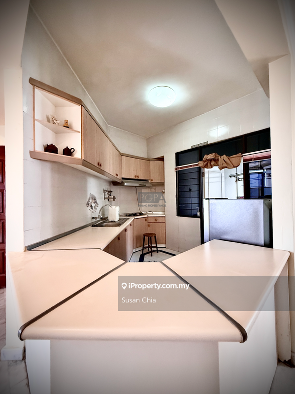 Condominium for Sale in Marina Tower (Ratu Mutiara) by Susan Chia - iProperty.com.my