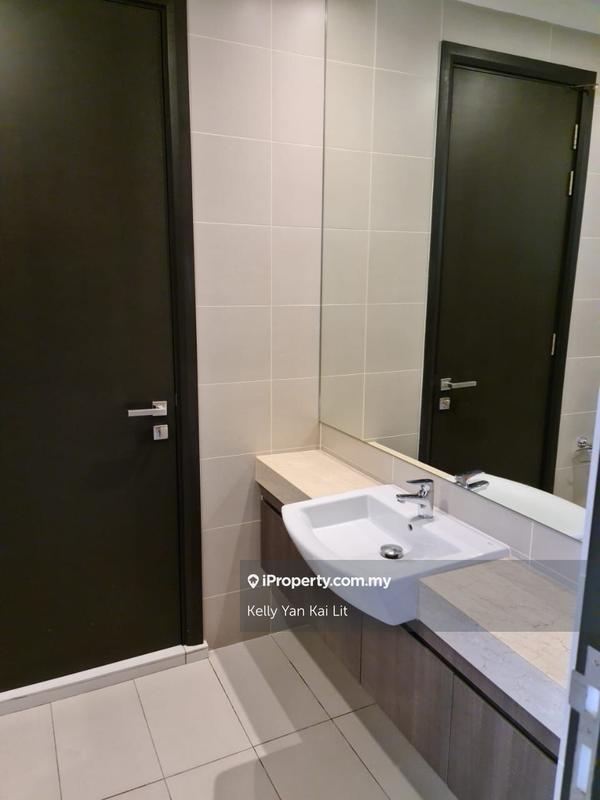 Bungalow House untuk Dijual di Taman Melawati, Ulu Kelang oleh Kelly Yan Kai Lit - Guest bathroom - iProperty.com.my