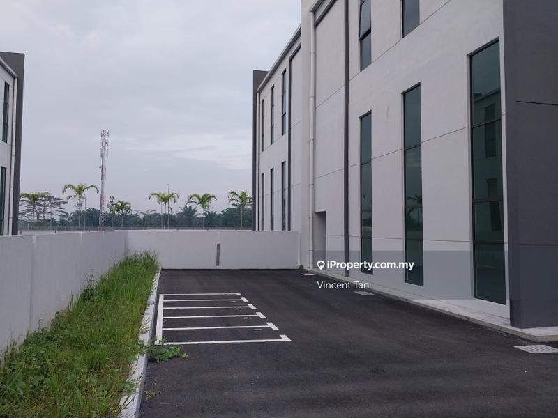Semi-D Kilang untuk Dijual di Kota Warisan, Sepang oleh Vincent Tan - iProperty.com.my
