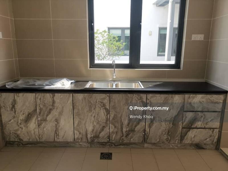 Rumah Berkembar untuk Dijual di Puchong, Selangor oleh Lawrence Khoo - iProperty.com.my