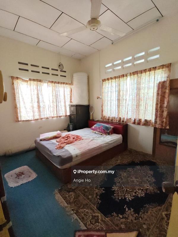 Bungalow House for Sale in Taman Tupai Mas, Taiping by Angie Ho - iProperty.com.my