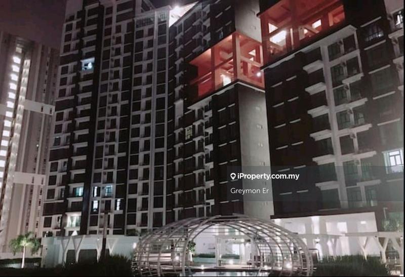 Service Residence for Rent in Crescent Bay Suites (Teluk Bayu) by Greymon Er - iProperty.com.my