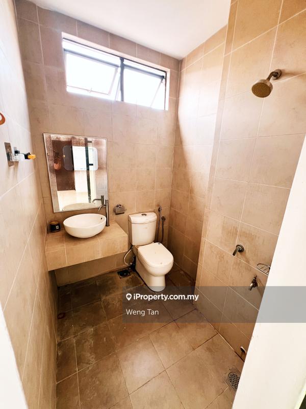 Rumah Berangkai 2 Tingkat untuk Dijual di Laman Glenmarie, Glenmarie oleh Weng Tan - iProperty.com.my