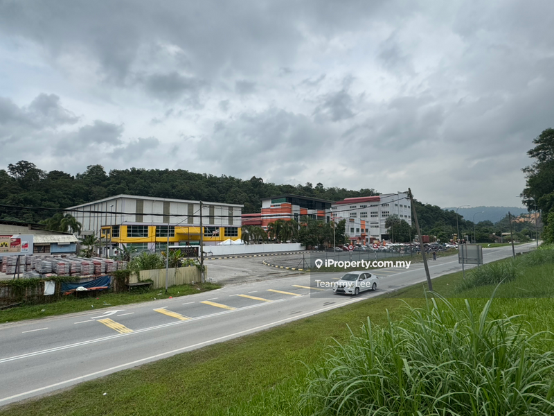 For Sale - 1,.72 Acres Mainroad Industrial Land Jalan Sungai Tekali Kampung Baru Makau , Hulu Langat