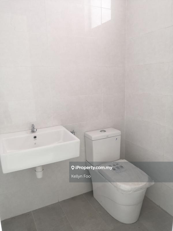 2.5-storey Terraced House for Sale in Ozana Residence, Melaka City by Kellyn Foo - iProperty.com.my